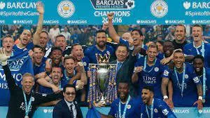 Leicester City, Premier Lig'in en büyük sürprizlerinden birini gerçekleştirdi!