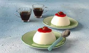 Panna cotta Tarifi? Panna cotta mis gibi yemek tarifleri?