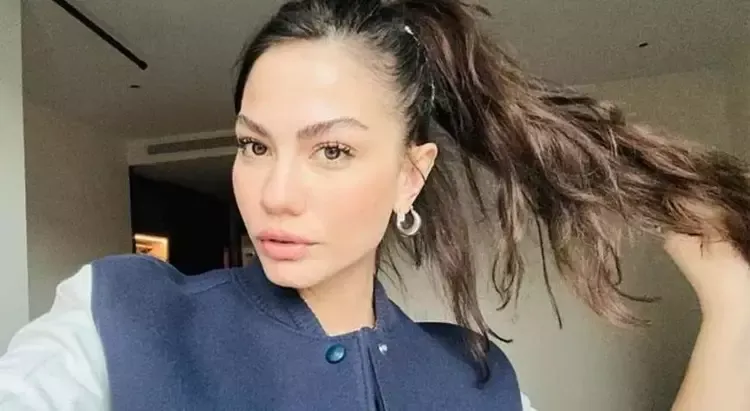 Demet Özdemir'in tarzı servet değerinde! Ünlü oyuncunun ceketi için ödediği fiyat duyanları şaşırttı