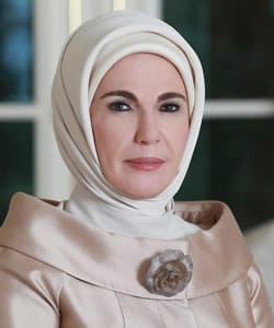 Emine Erdoğan kaç yaşında? Emine Erdoğan kimdir, hayat hikayesi!